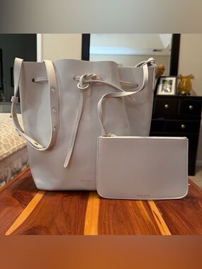 $600+ Mansur GAVRIEL Bucket Bag White Leather Silver Interior With Pouch